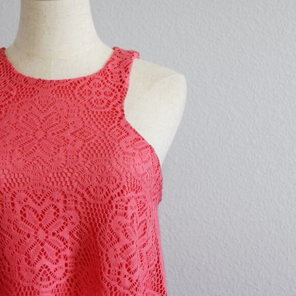 RNB Pink Laser Cut Sleeveless Blouse Size S Lined Inside High Low Style - Picture 3 of 6